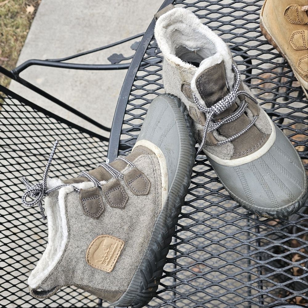 Sorel out n' about boots